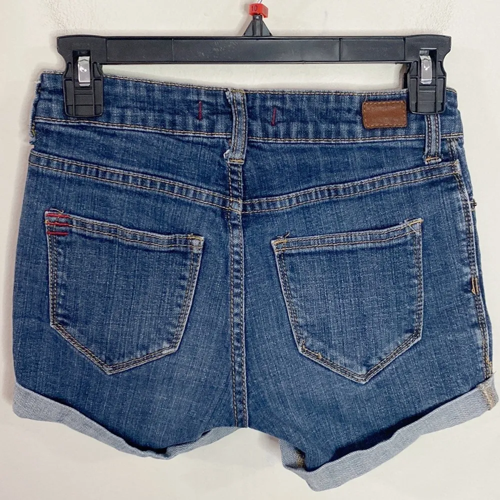 Urban Outfitters BDG Shortie denim cuffed 3” inseam shorts size 25 - Image 2