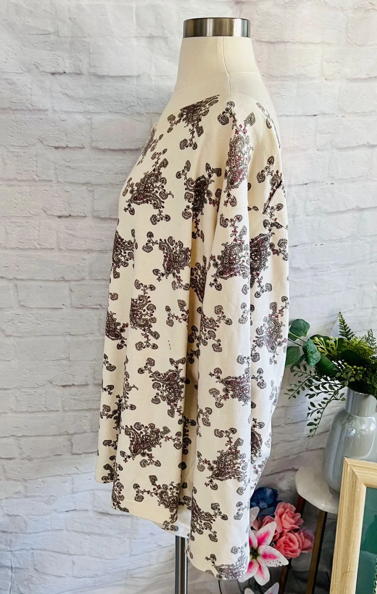 Cream Paisley Blouse Multiple Size 4X - Image 4