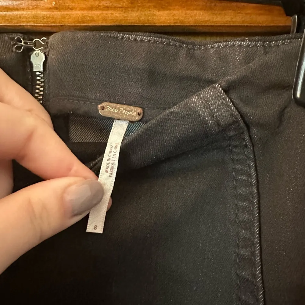 Free People Mini Skirt size 8 black - Image 5