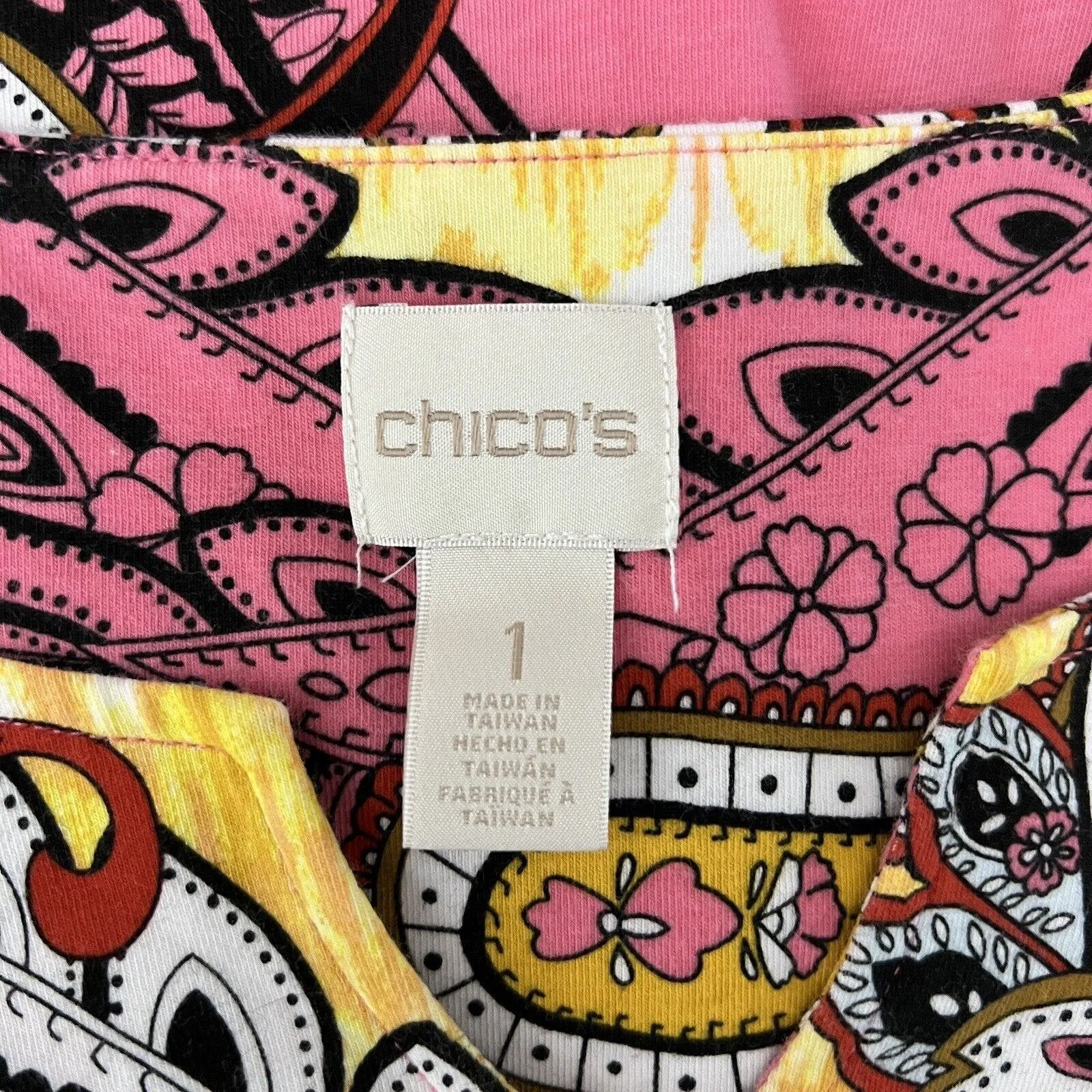 Chicos Shirt Womens Medium 1‎ Pink Yellow Paisley Split Neck Tee Basic Casual - Image 7