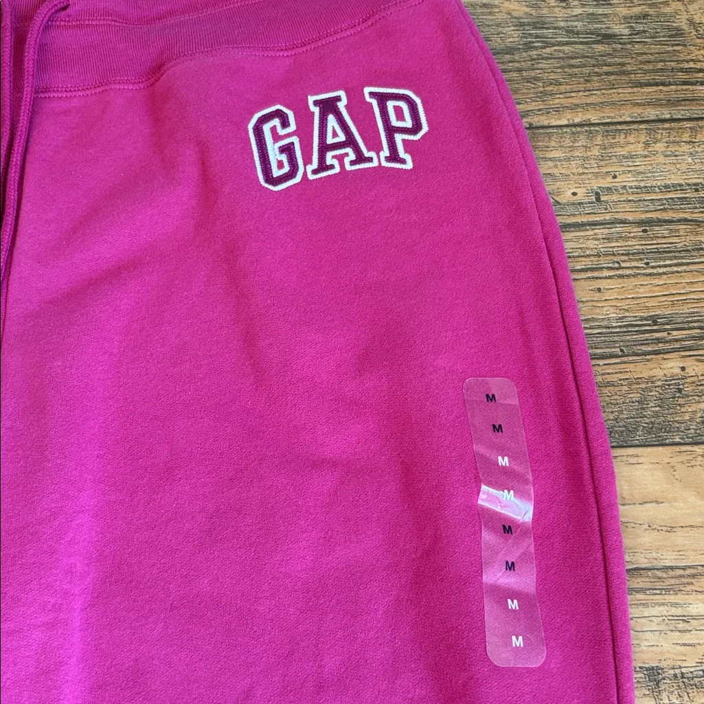 Gap NWT Fleece Joggers Purple size M - Image 2