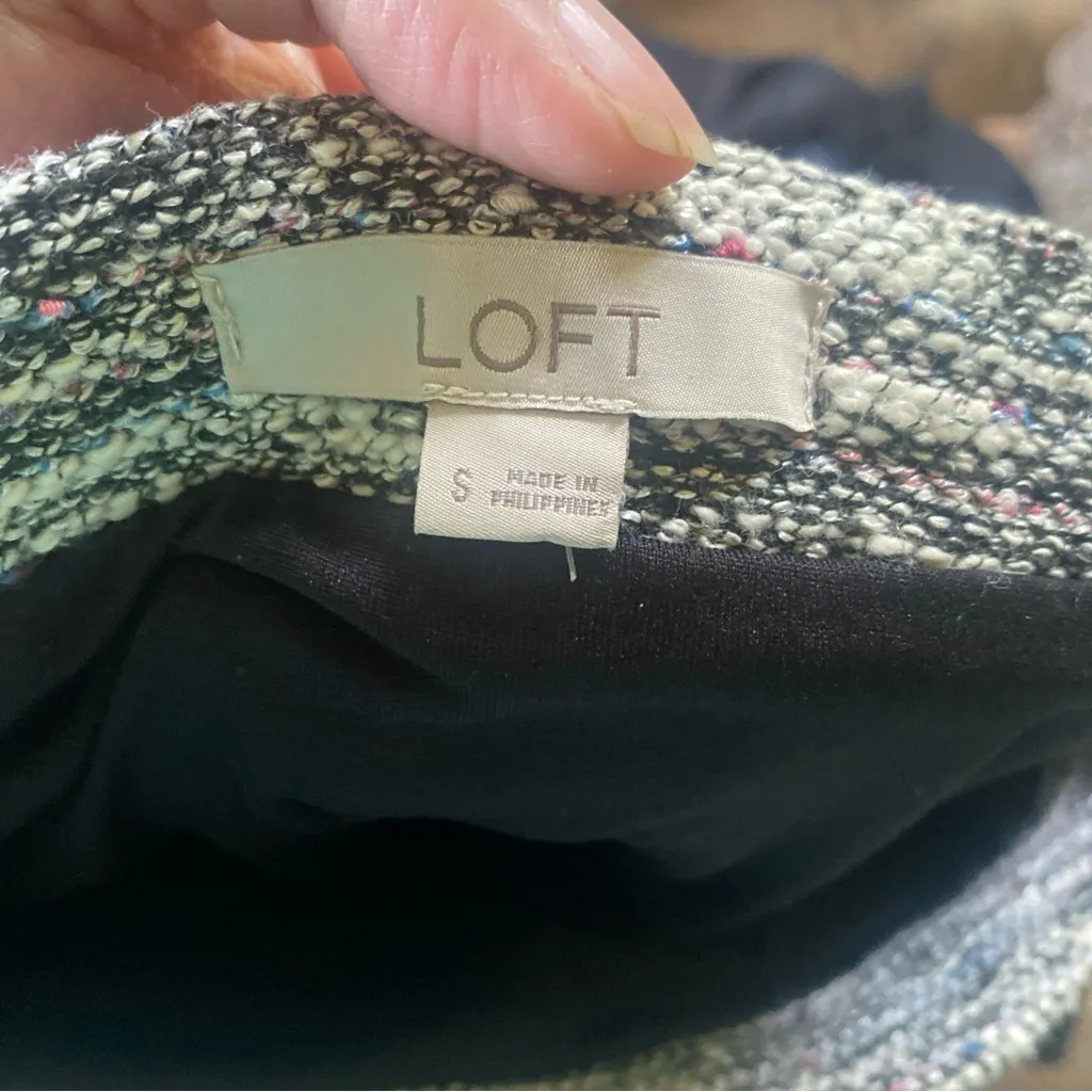 LOFT Chic Black and Gray Tweed Pencil Skirt with Fringe detail - Image 3