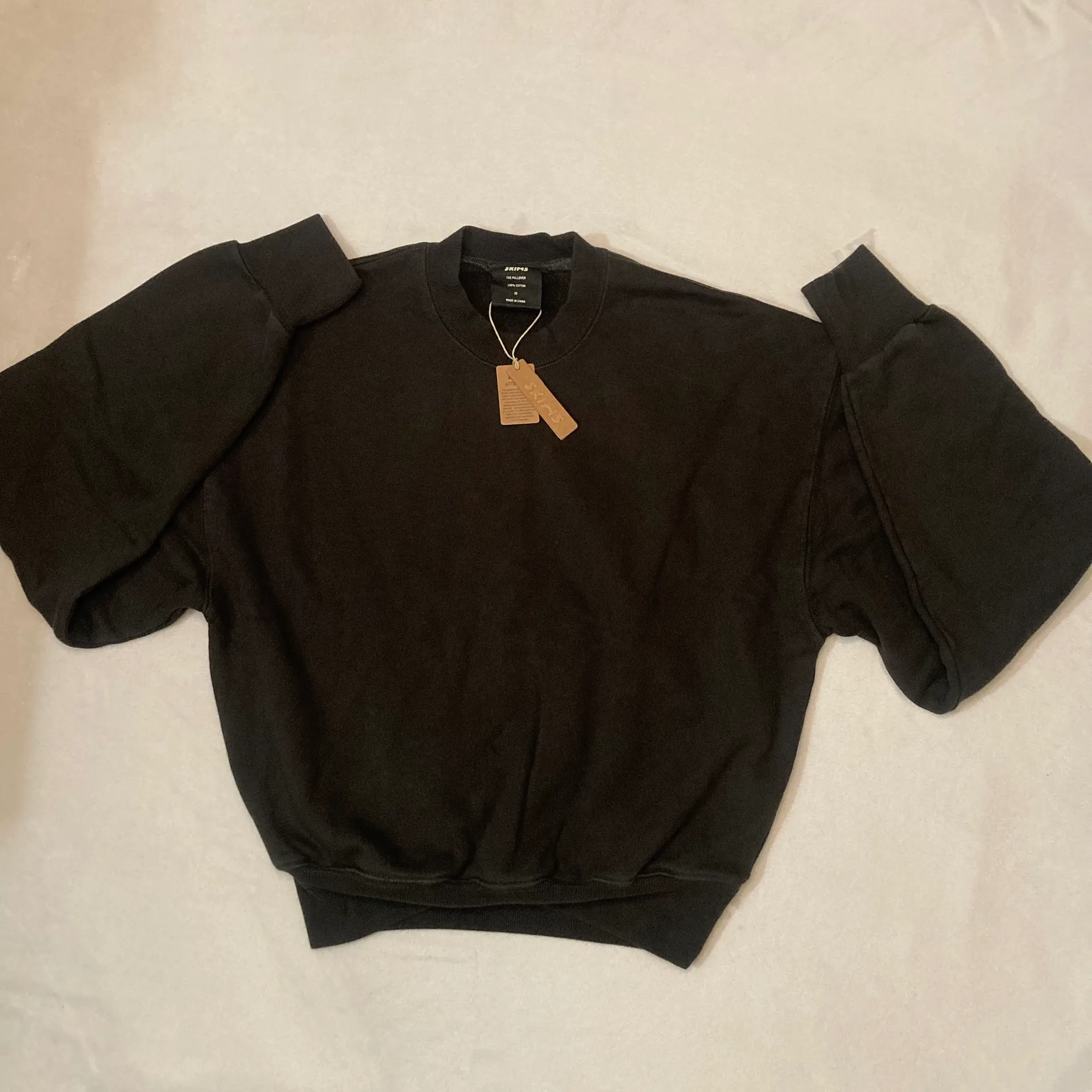 Onyx Sweatshirt NWT XS - Image 3