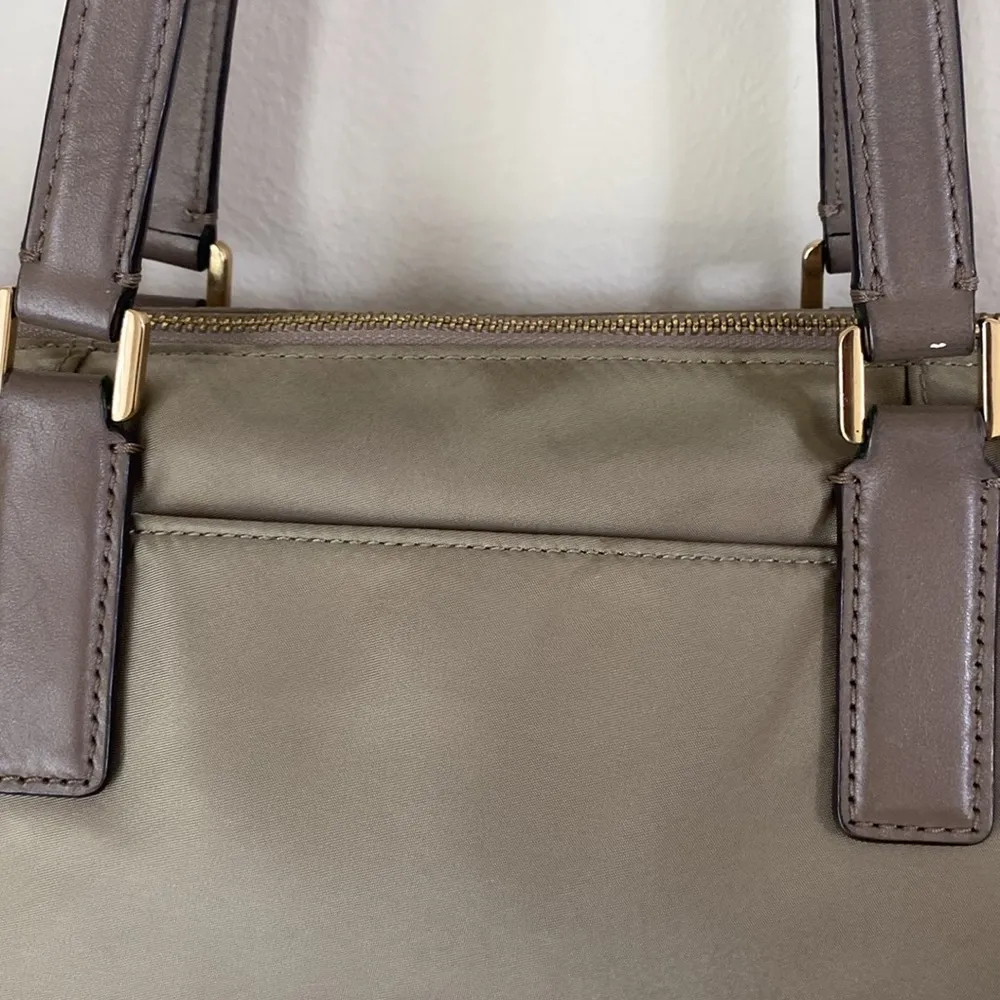 Michael Kors Tan Shoulder Bag - Image 7