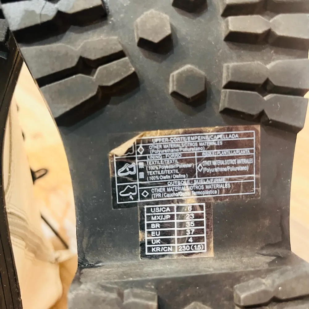 Forever 21 white combat boots Martan style size 6 - Image 7