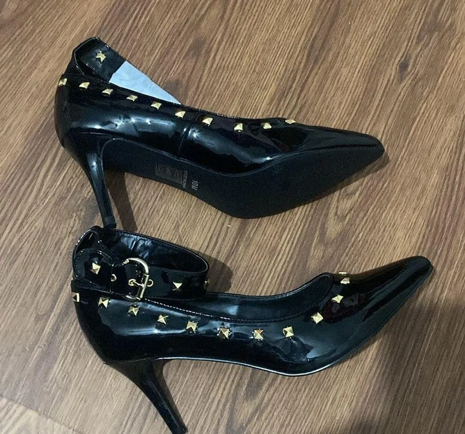 ASHRO Studded Patent Heels Women’s 10M Black/Gold Stud Faux Leather Strap NWOB Size 10 - Image 4