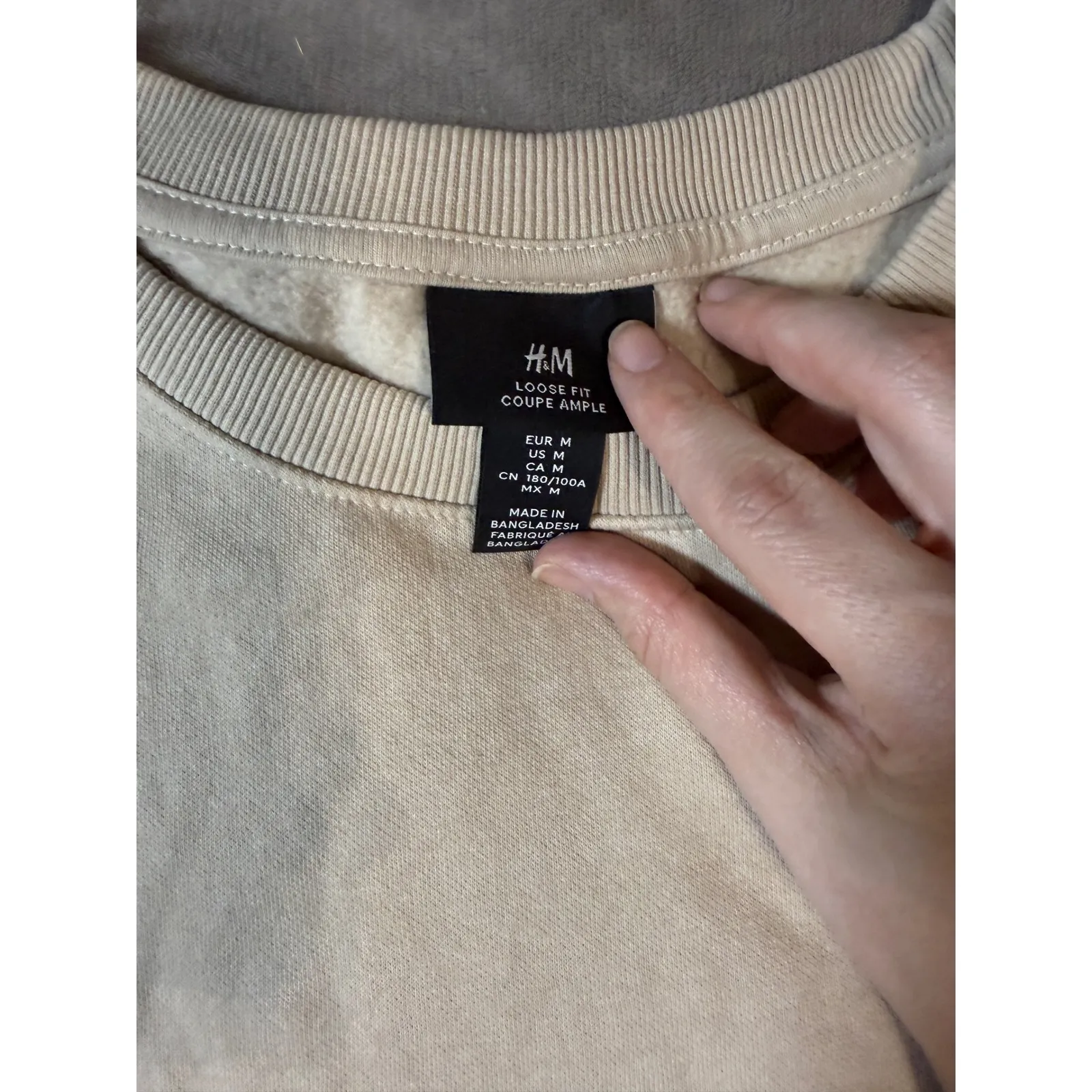 H&M Tan Sweatshirt Size Medium Crewneck Beige Basic Warm Cozy - Image 2