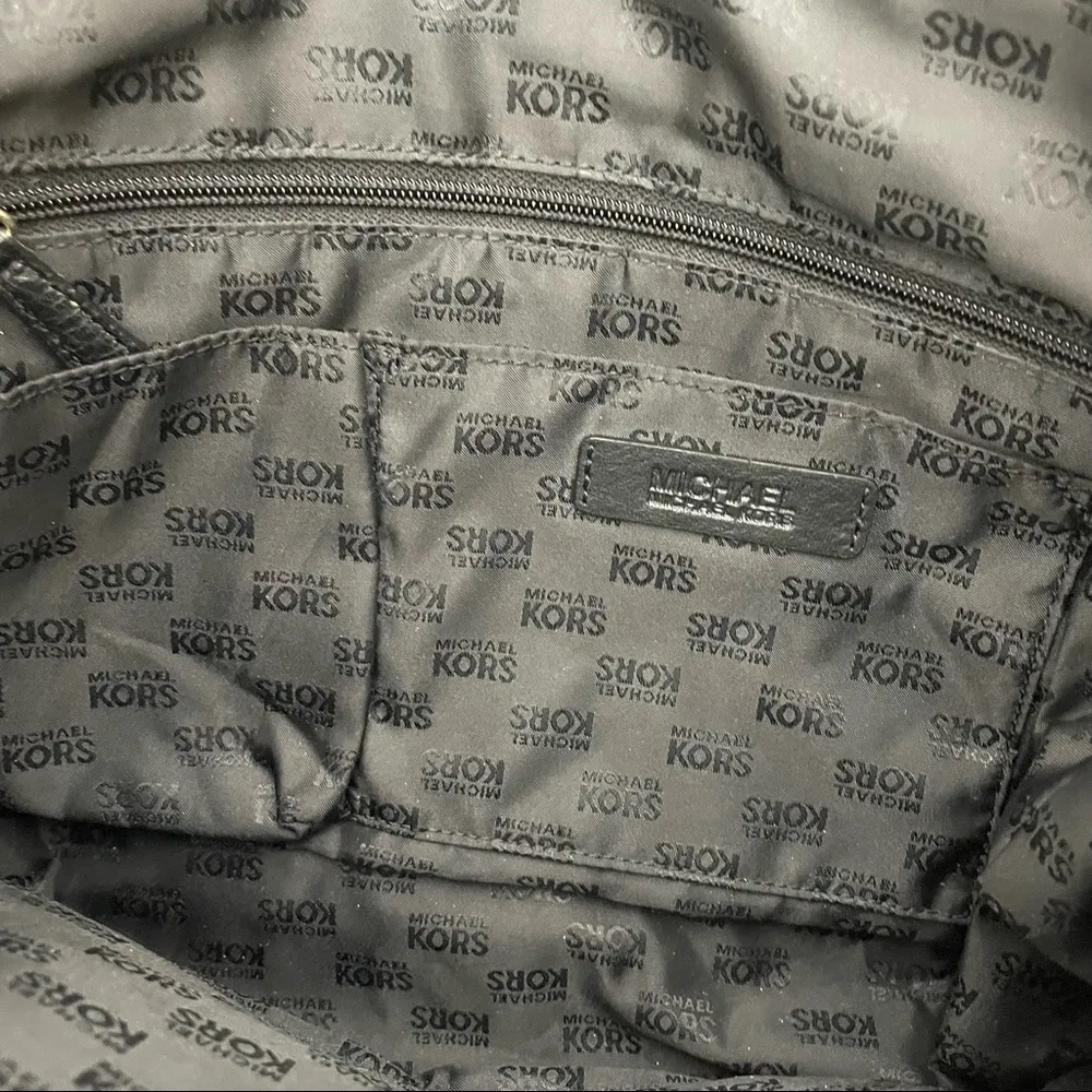 Michael Kors Leigh Large Black Leather Satchel Purse - Image 10