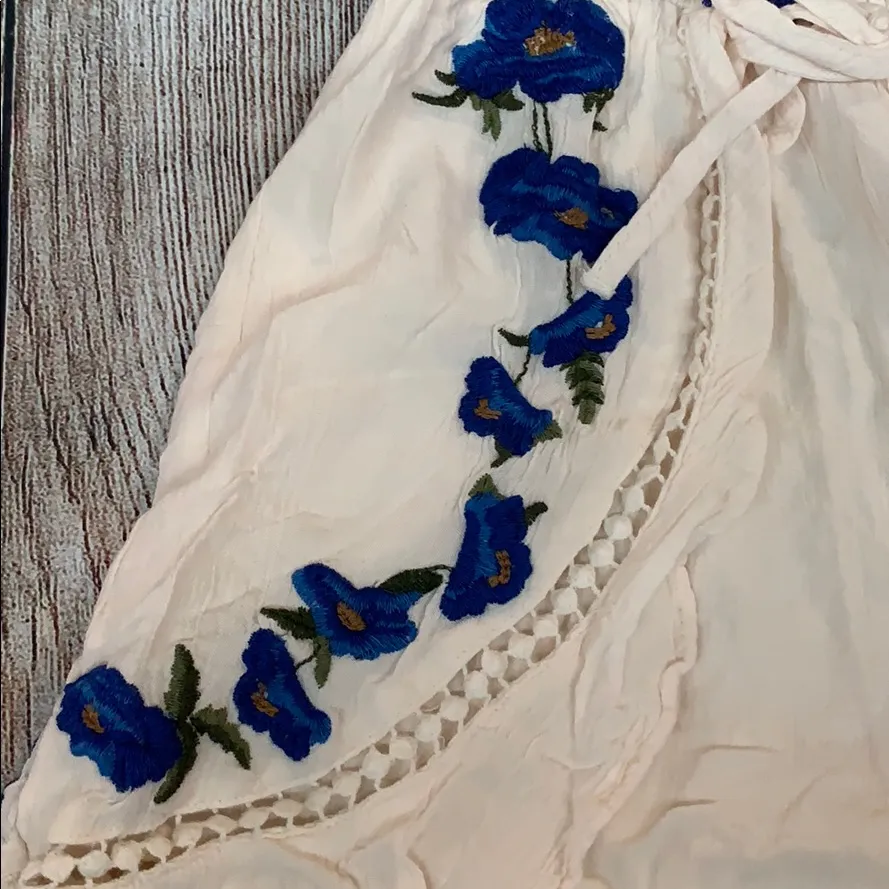 Size small American Eagle Outfitter shorts romper - Image 2