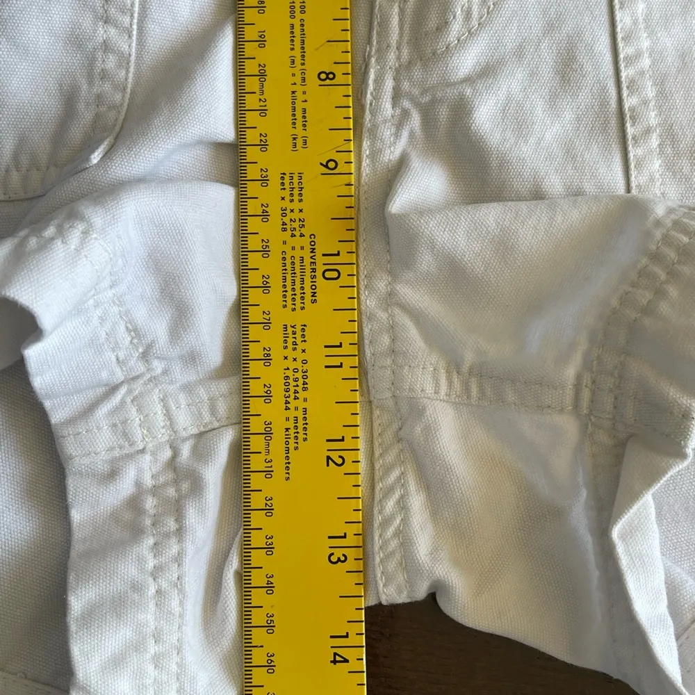 Vans White Cargo Shorts Classic Style - Image 7