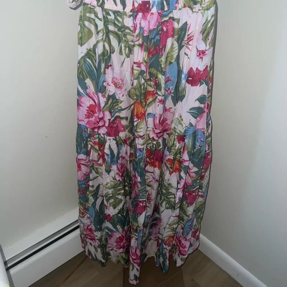 RACHEL ROY NWT Size Small Floral Wrap Skirt, Ruffles, High/Low - Image 4