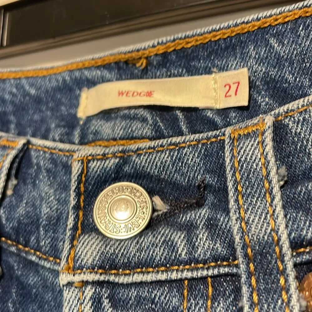 Levis Premium- Wedgie Jeans High Rise Dark Wash Button Fly Tapered Leg- Size 27 - Image 7