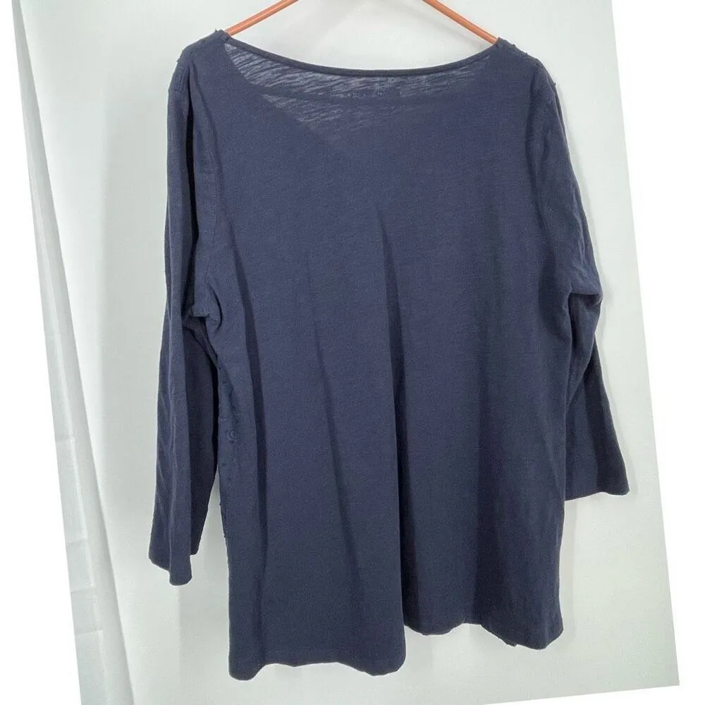 Eddie Bauer  size L tunic embroidered Swiss dot front - Image 2