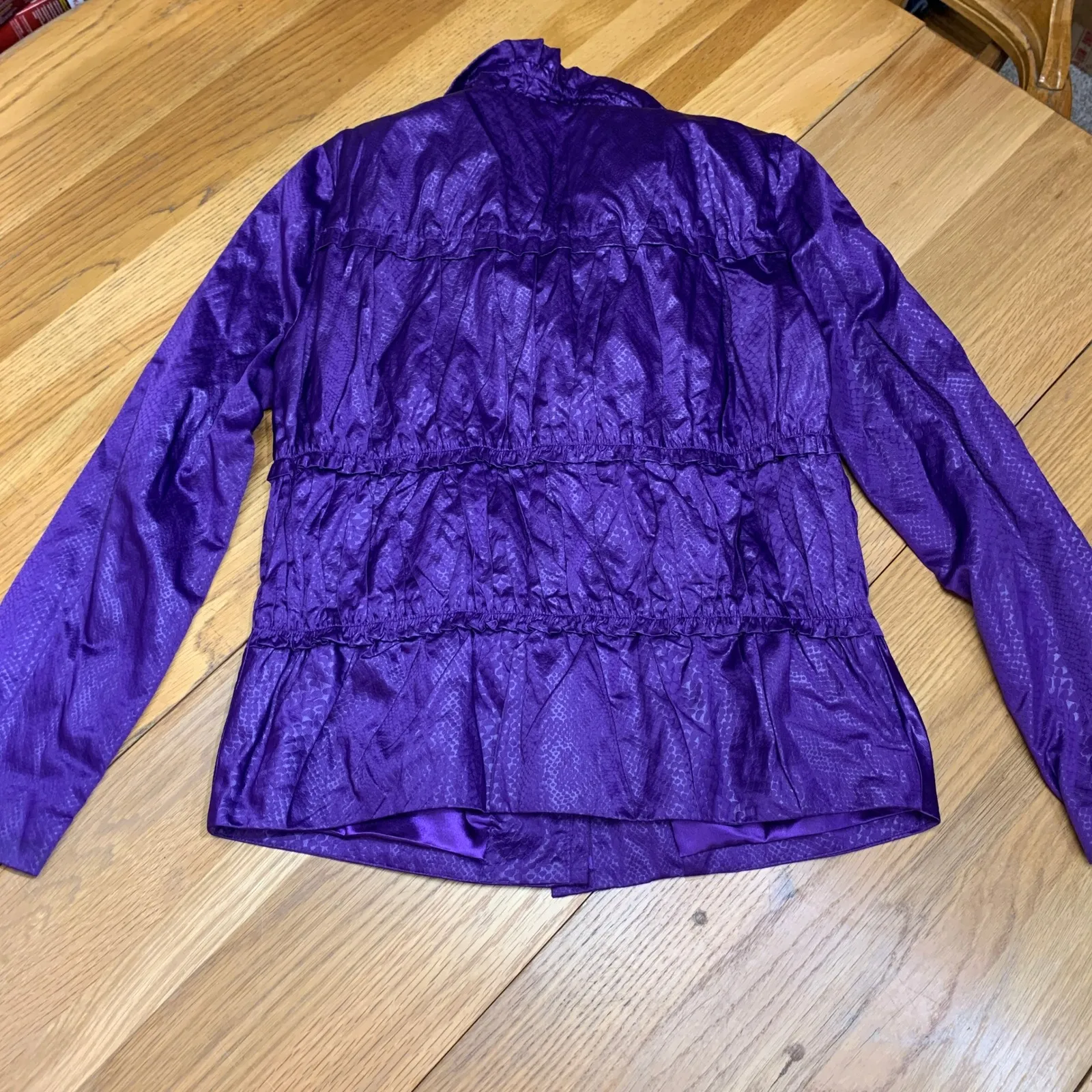 Laura Ashley Jacket Womens Size Medium Purple Metallic Snake Print Ruffle Tiered - Image 6