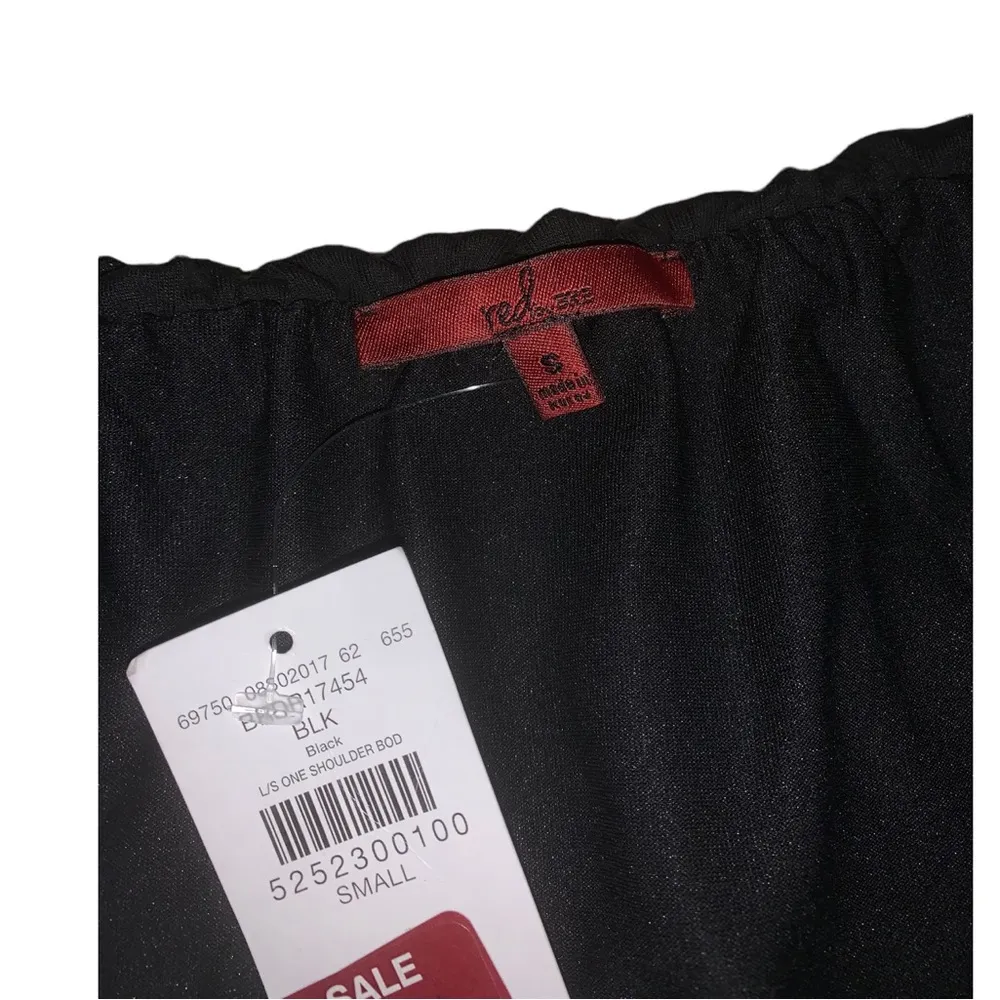 Small Black Off Shoulder 3/4 quarter sleeve ruffle neckline bodysuit - Image 6