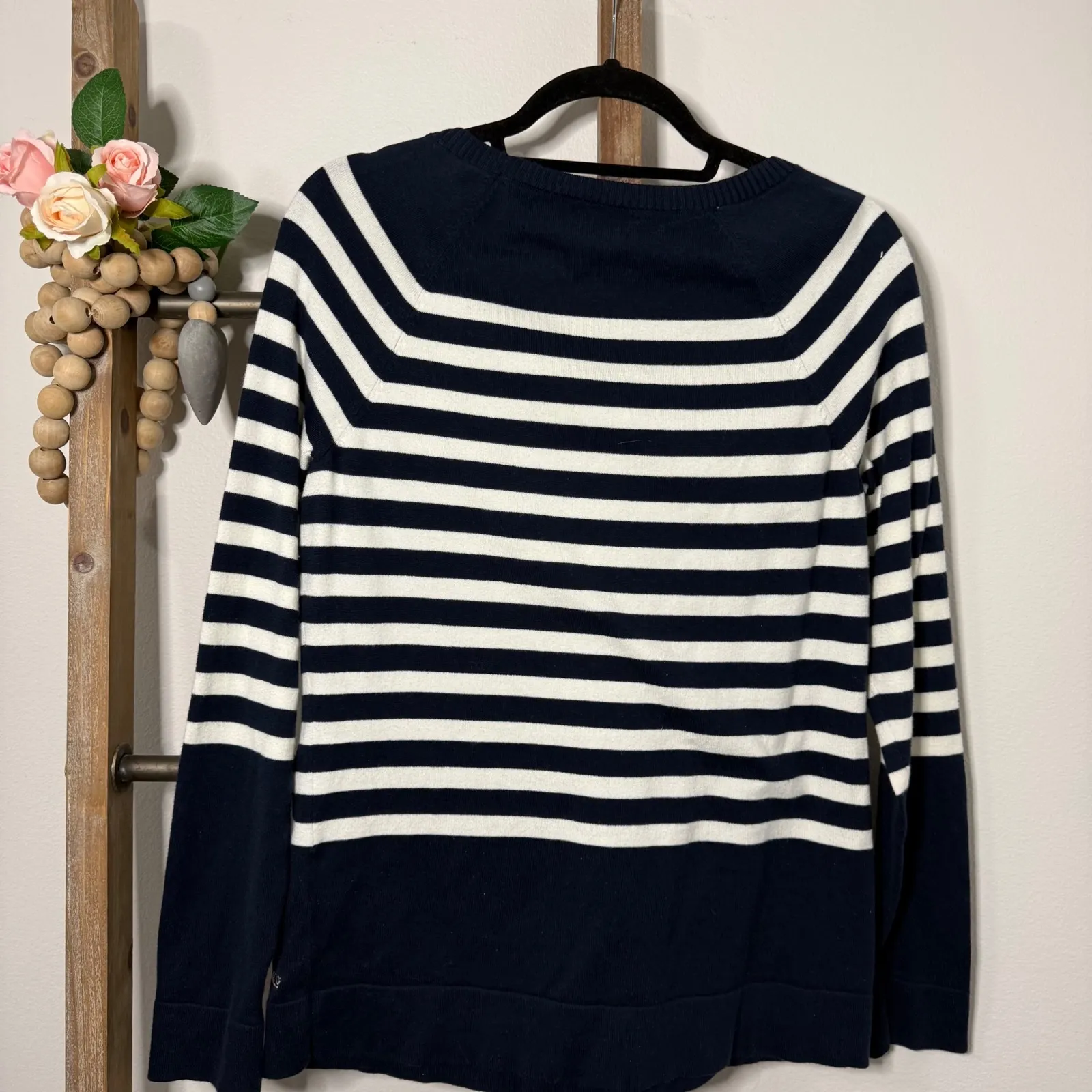 Vineyard Vines Striped Long Sleeve Crew Neck Sweater Navy White Size Medium - Image 5