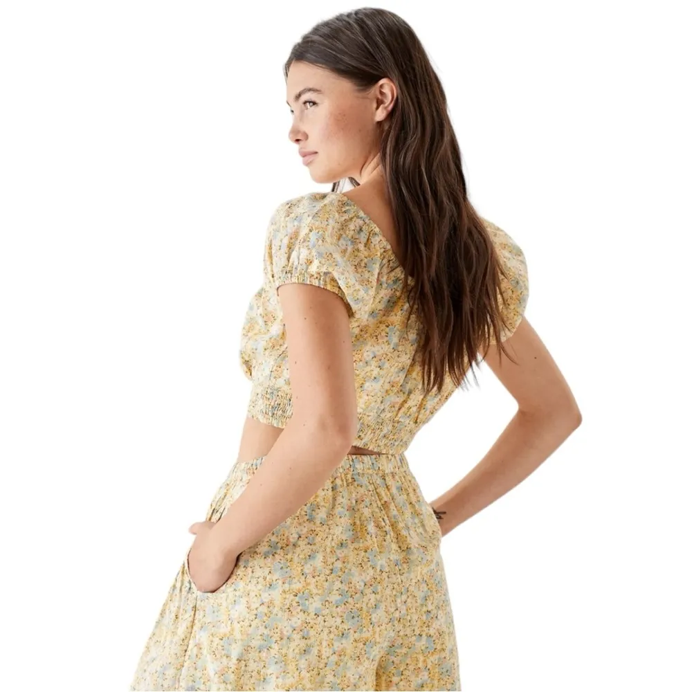 NEW American Eagle Yellow Floral High Waisted Flowy Shorts - Image 2