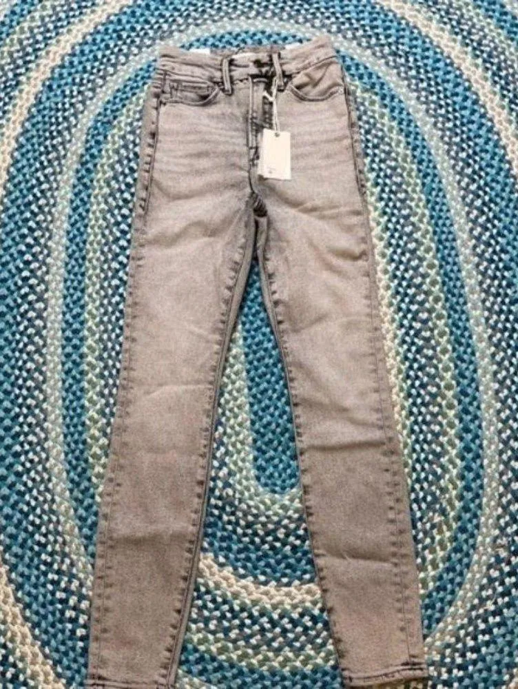 Good American Jeans - Image 5