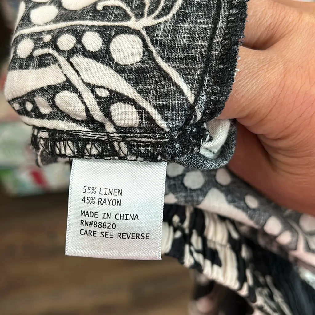 Christian Soriano Size Medium‎ Linen Wide Leg Cropped Pants Tropical Print Black - Image 5