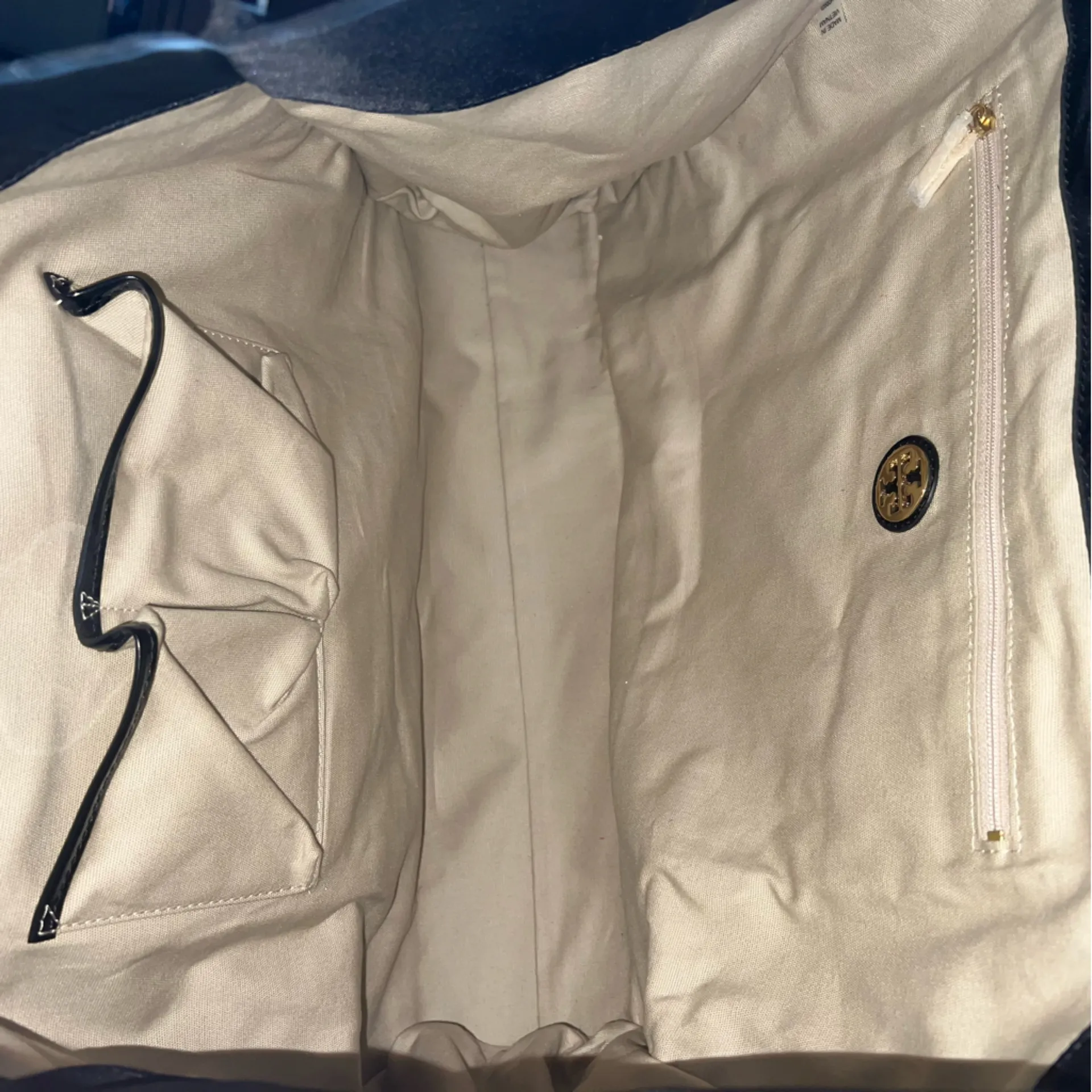 TORY BURCH ELLA Black Nylon and Patent Leather Ella Tote Bag - Image 11