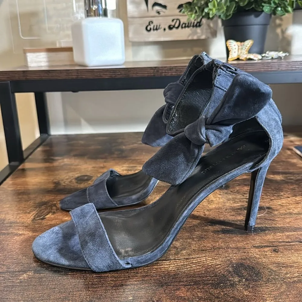 Banana Republic blue suede heels size 9‎ - Image 7