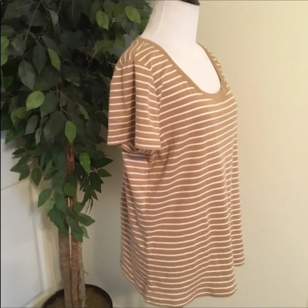 🌸3/$15🌸 LAUREN Ralph Lauren Tan & White Stripe Short Sleeve Pullover Top XL - Image 2