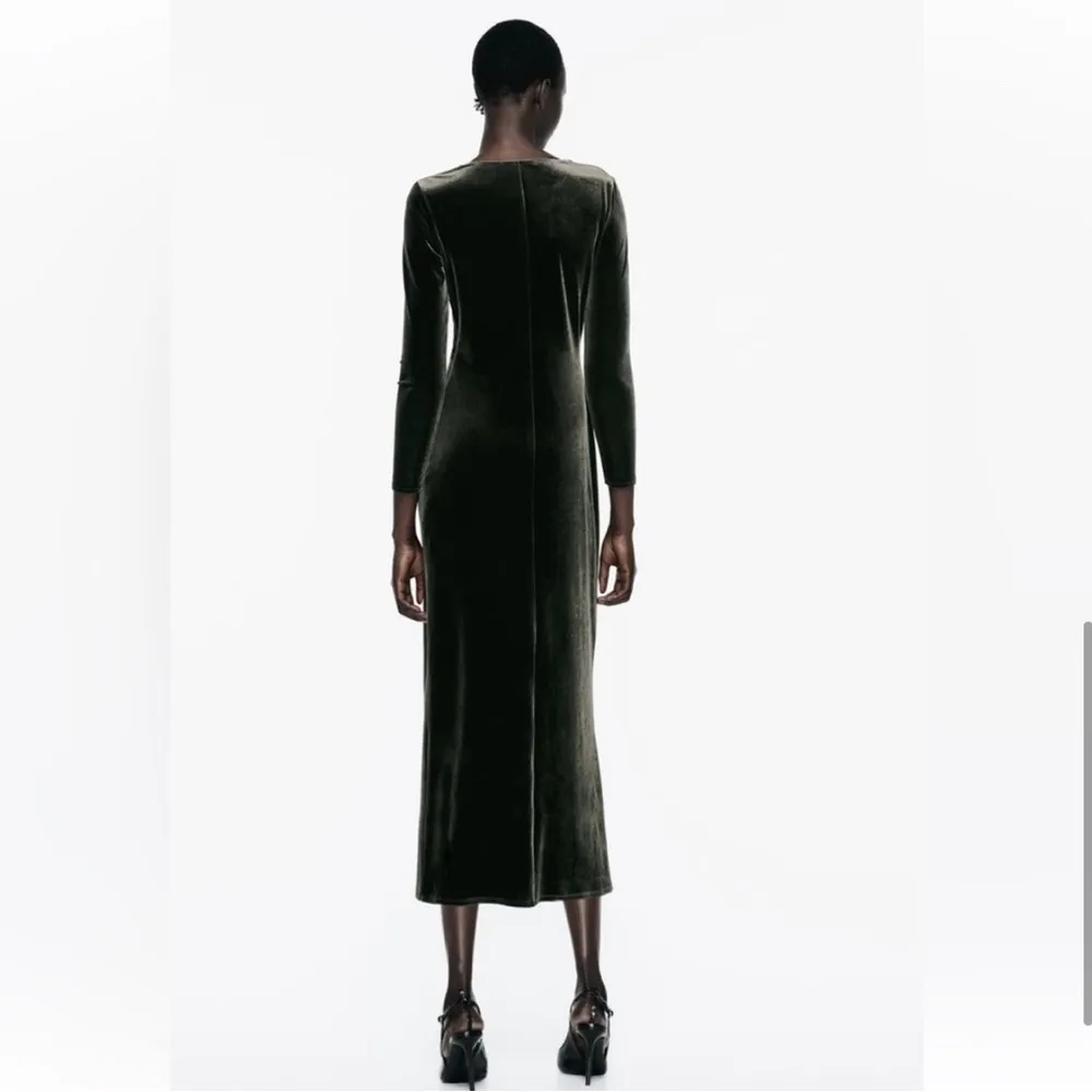 NWT Zara V-Neck Velvet Knot Waist Dress Size M - Image 3