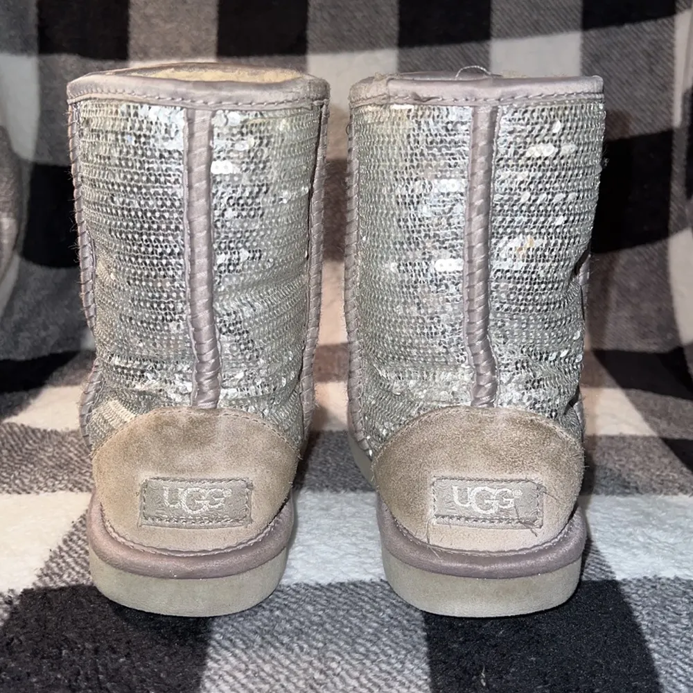 Classic Short UGG Silver Sequin Boot: Size 4 - Image 3