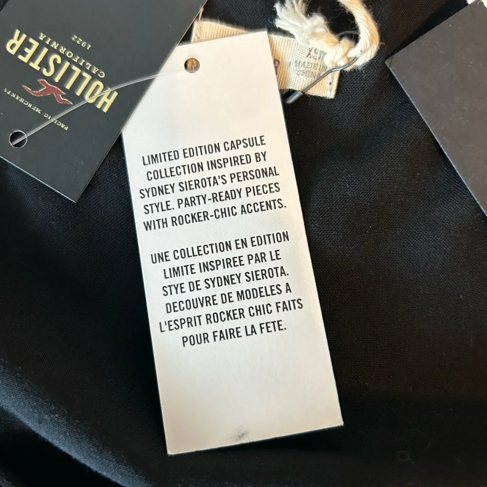 Hollister Stars spaghetti strap top size Extra Small black, white sequin… - Image 2