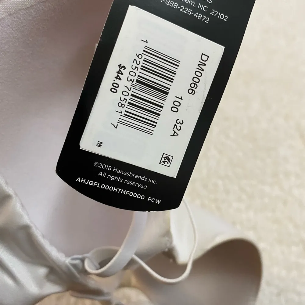 Maidenform T-Shirt Bra Fab Fit Convertible Women's Multi Way Bra, White New 32A - Image 4