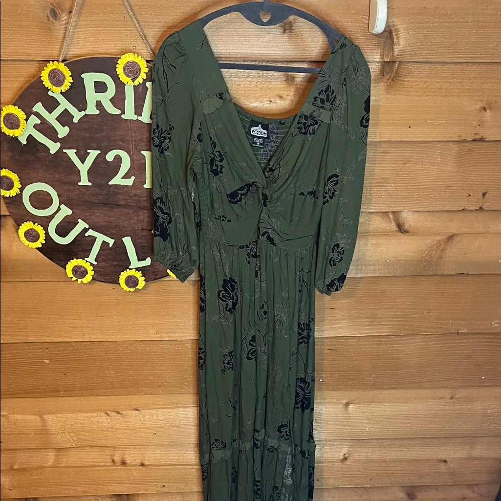 Angie Jeannie Floral Twist Front Midi Tiered Dress Green Black Boho Med Smocked - Image 2