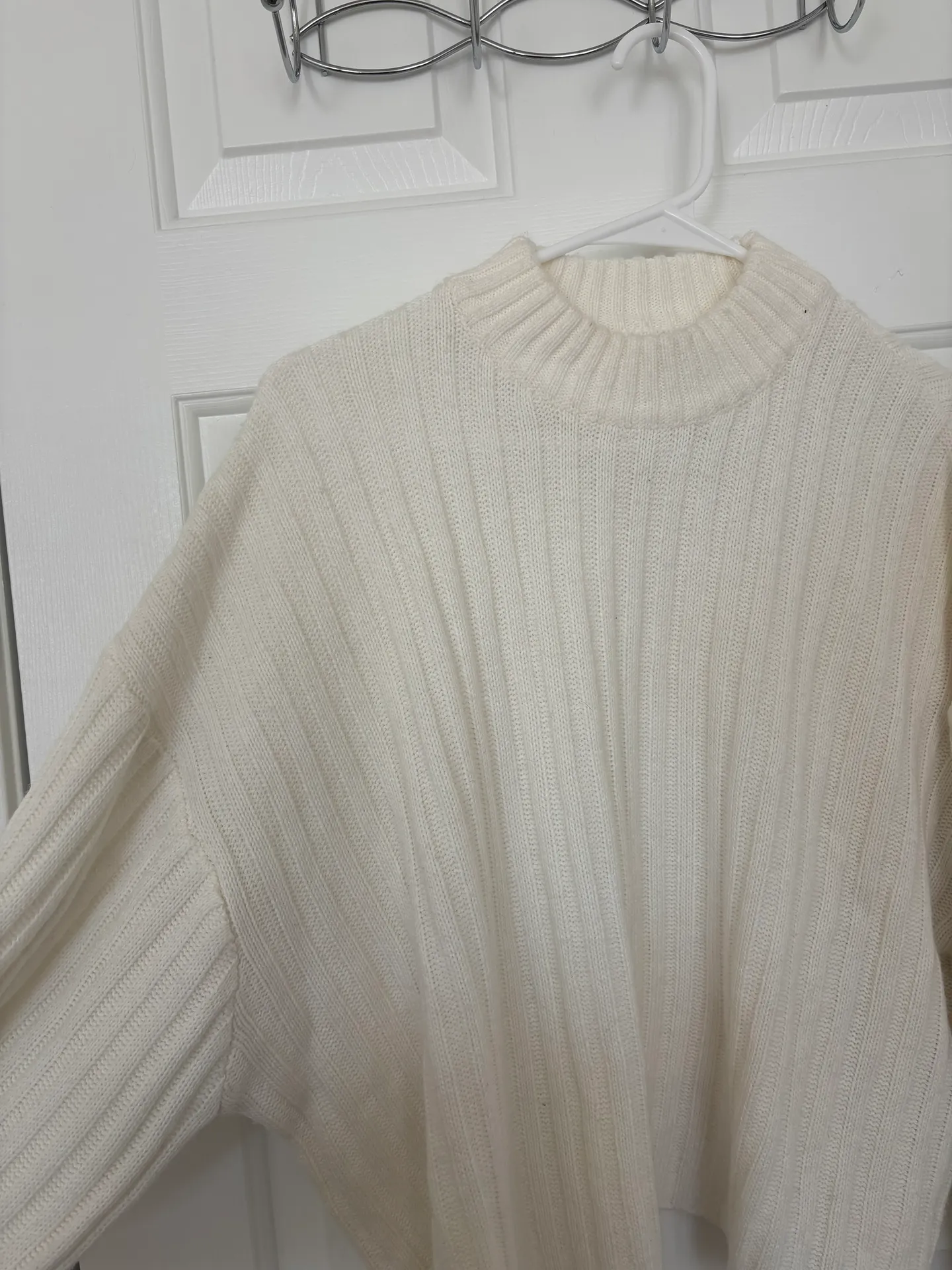 White Sweater - Image 6