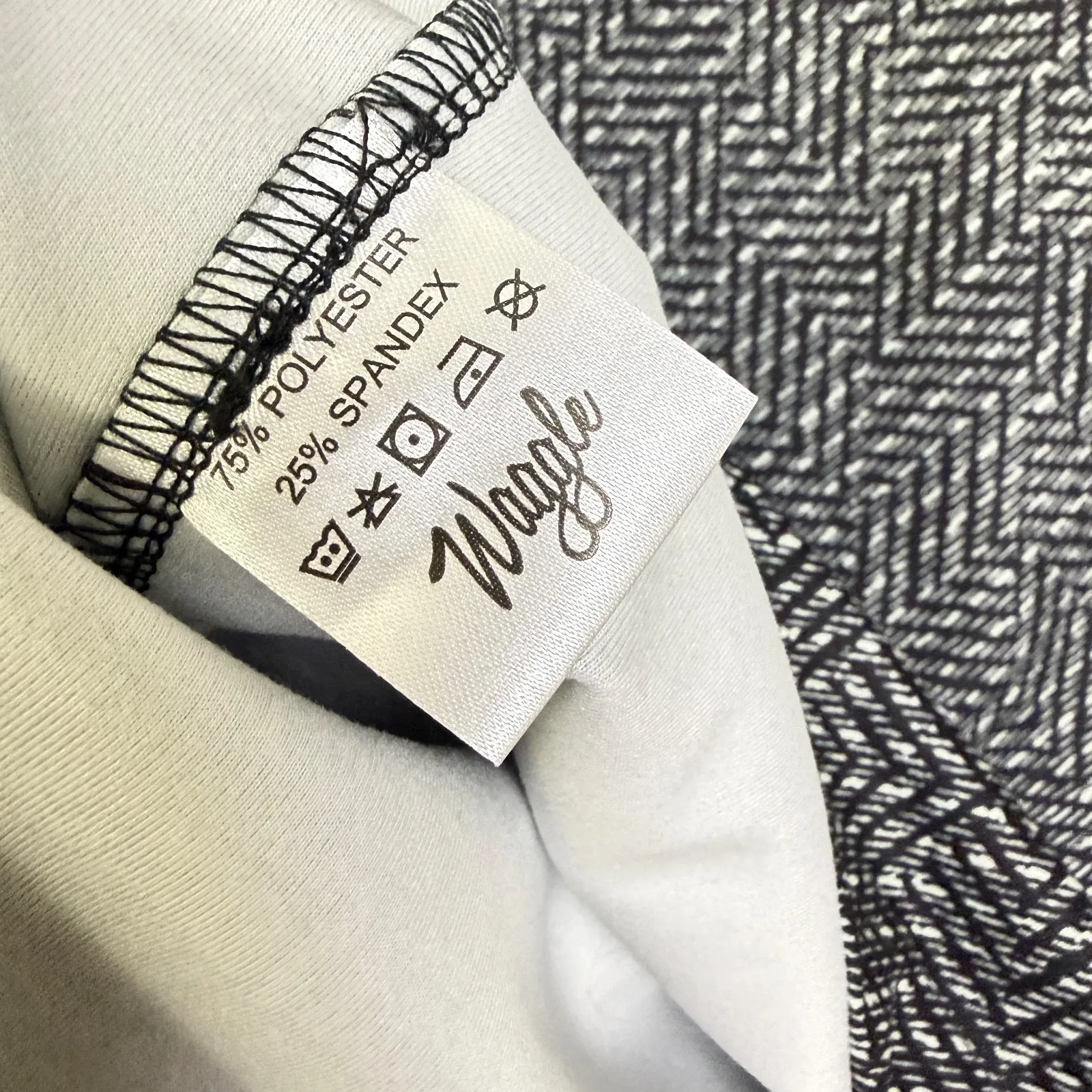 Waggle Golf Top Womens XS Black 1/4 Zip Long Sleeve Printed Stretch Outdoors - Image 11