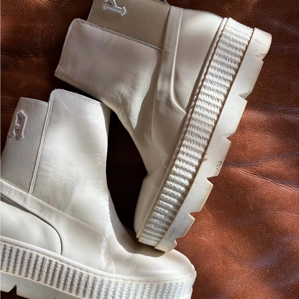 Fenty Puma Chelsea Sneaker Boot size 8.5 - Image 3