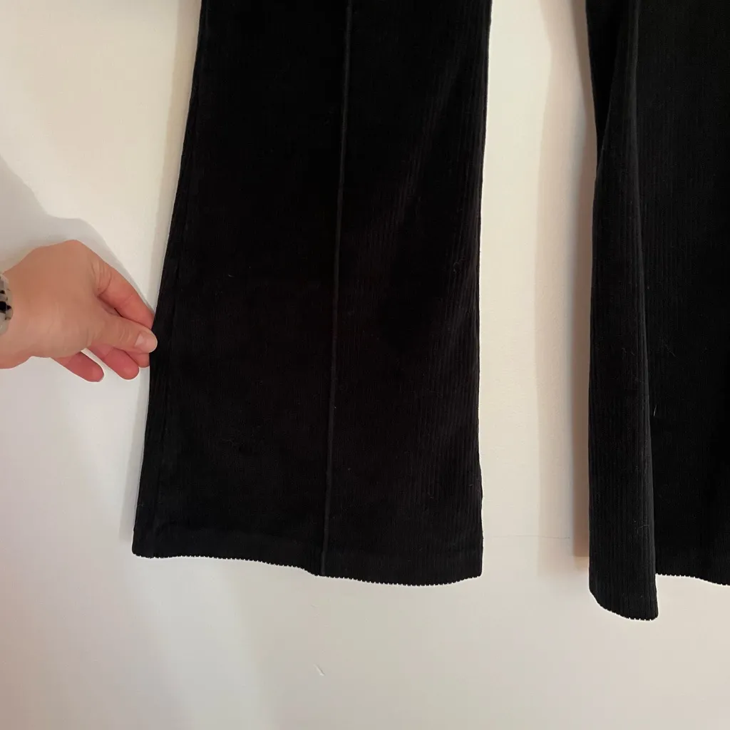 Aerie Black Velvet Corduroy Flare Wide Leg Pants Stretchy Pull On Comfy Small - Image 4