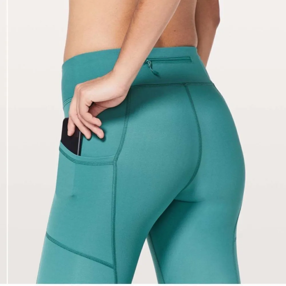 Lululemon Tight Stuff Tight II 25"
Deep Cove - Image 3