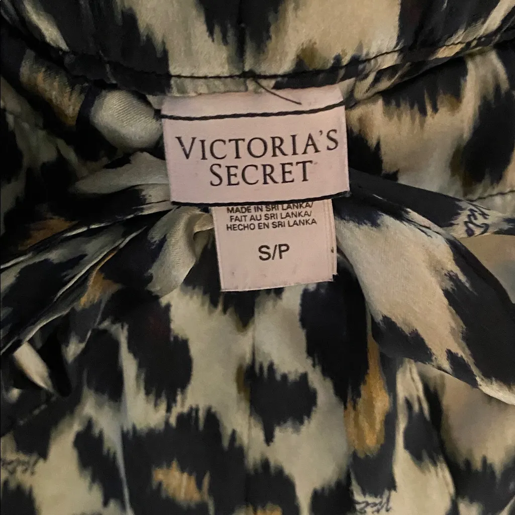 Victoria's Secret Animal Print Loungewear Size S - Image 3