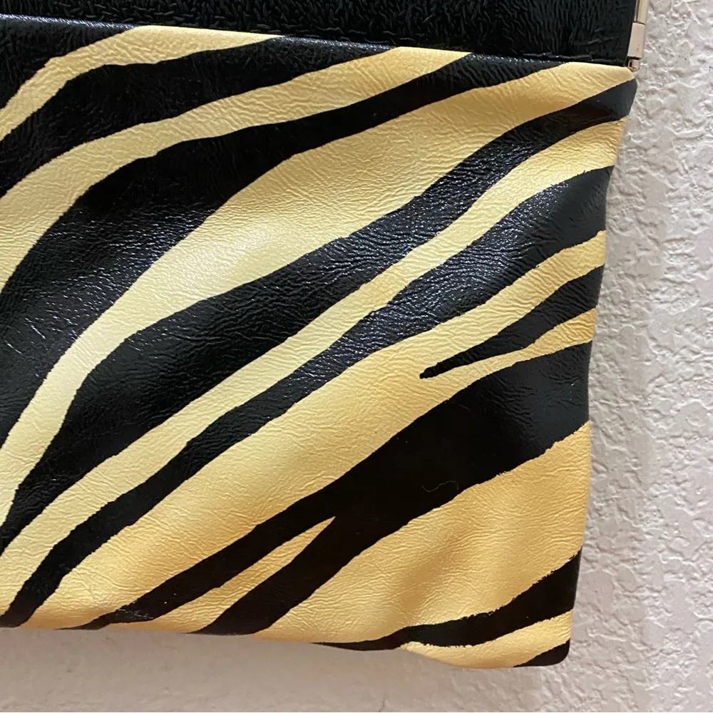 KATE SPADE Brynn Pastiche Black/Cream Zebra Patent Leather Clutch Shoulder Bag - Image 13