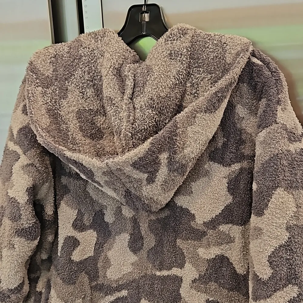 💕BAREFOOT DREAMS💕 CozyChic Camo Zip Up Hooded Anorak ~ Warm Gray Color XS NWT - Image 13