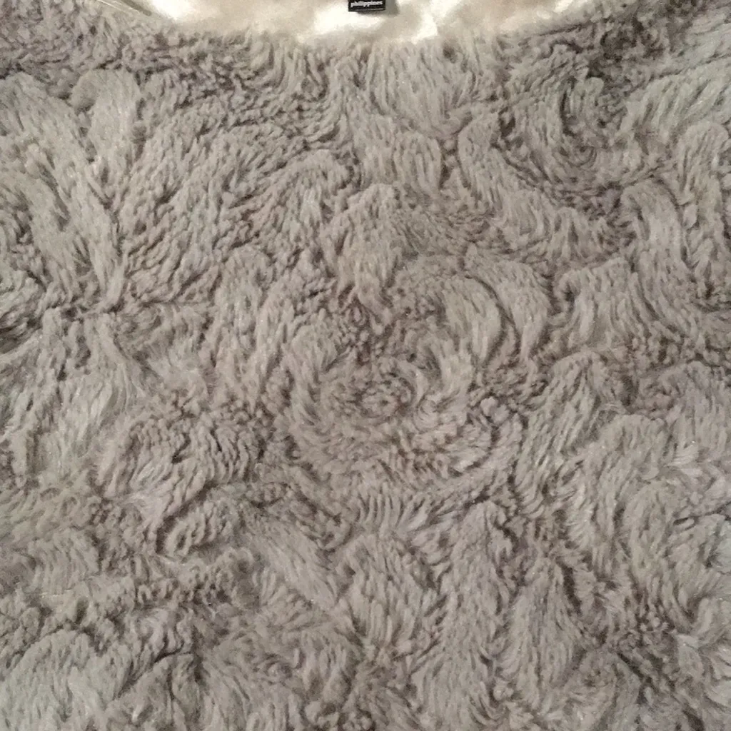 New Women’s Picapino Faux Fur Shawl Super Soft Light Lavender Size 8 Purple - Image 7