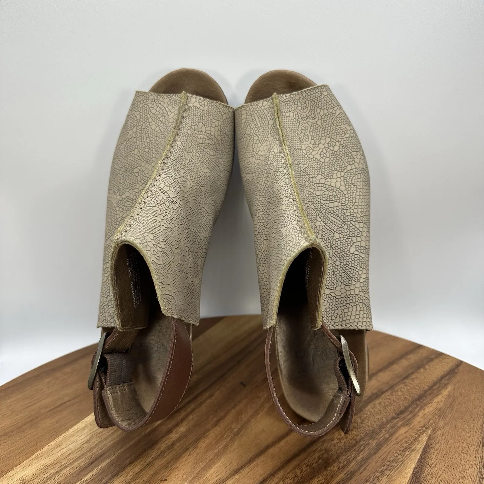 Dansko Reggie Peep Toe Slingback‎ Heels Brown Beige Leather Women's 37 US 6.5-7 - Image 6