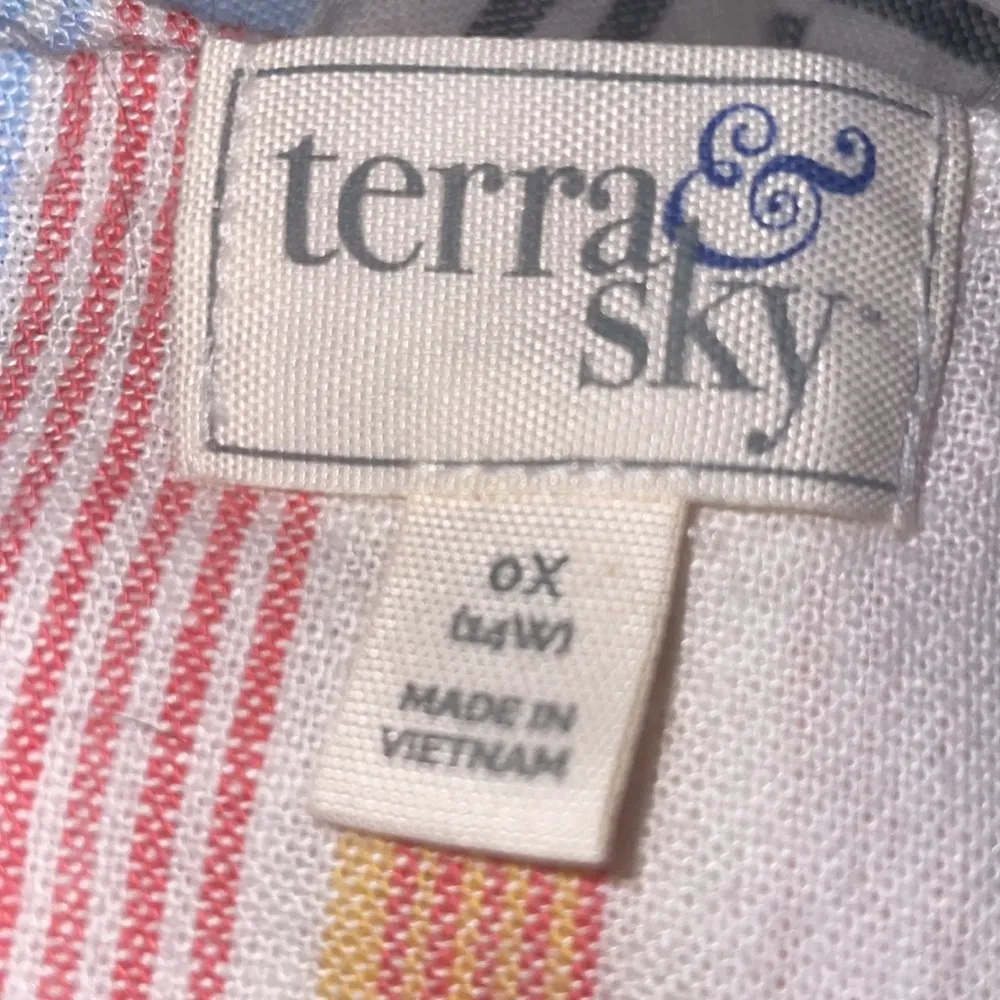 Terra & Sky  linen blend striped button front tank - Image 8