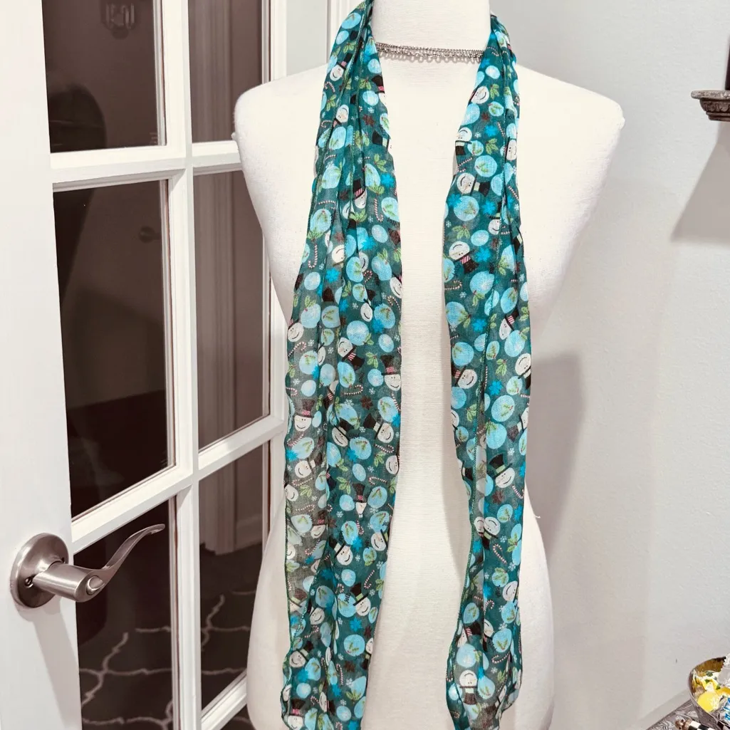 Snowman Themed Green Scarf Blue - Image 2