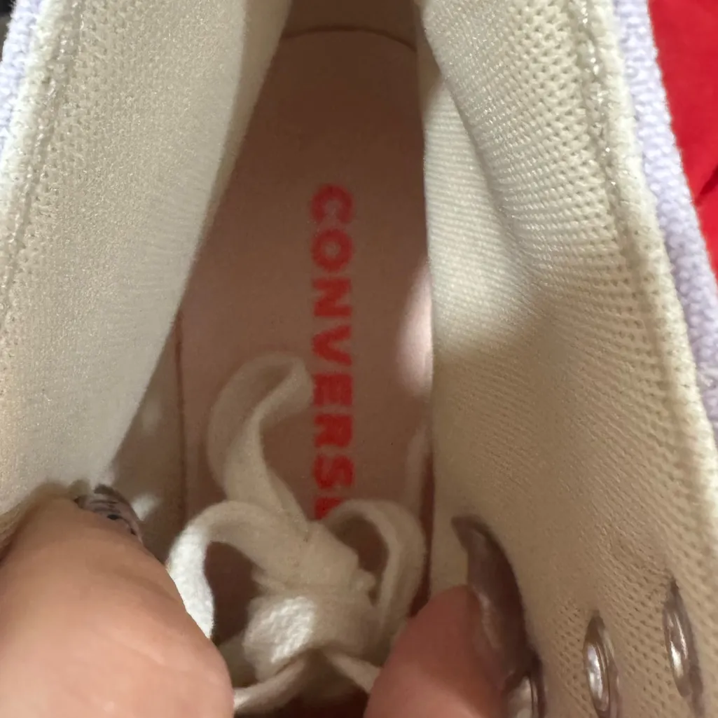 New Converse Women's Platform High-Top Sneakers in Light Purple and Cream - Image 7