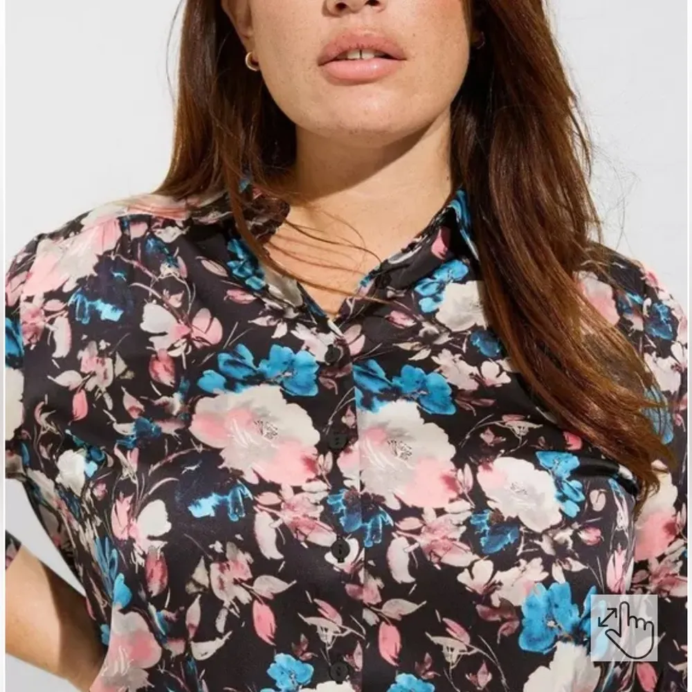 TORRID Madison Long Sleeve Floral Satin Black Button Up Shirt size 1 (14-16) - Image 6