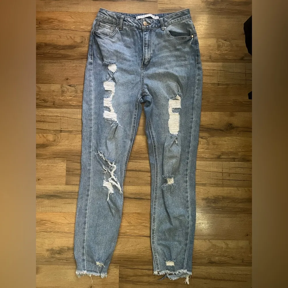 Tinseltown Ripped Denim Jeans Distressed High Rise Size 9‎ (Inseam Of 27 Inches) - Image 2