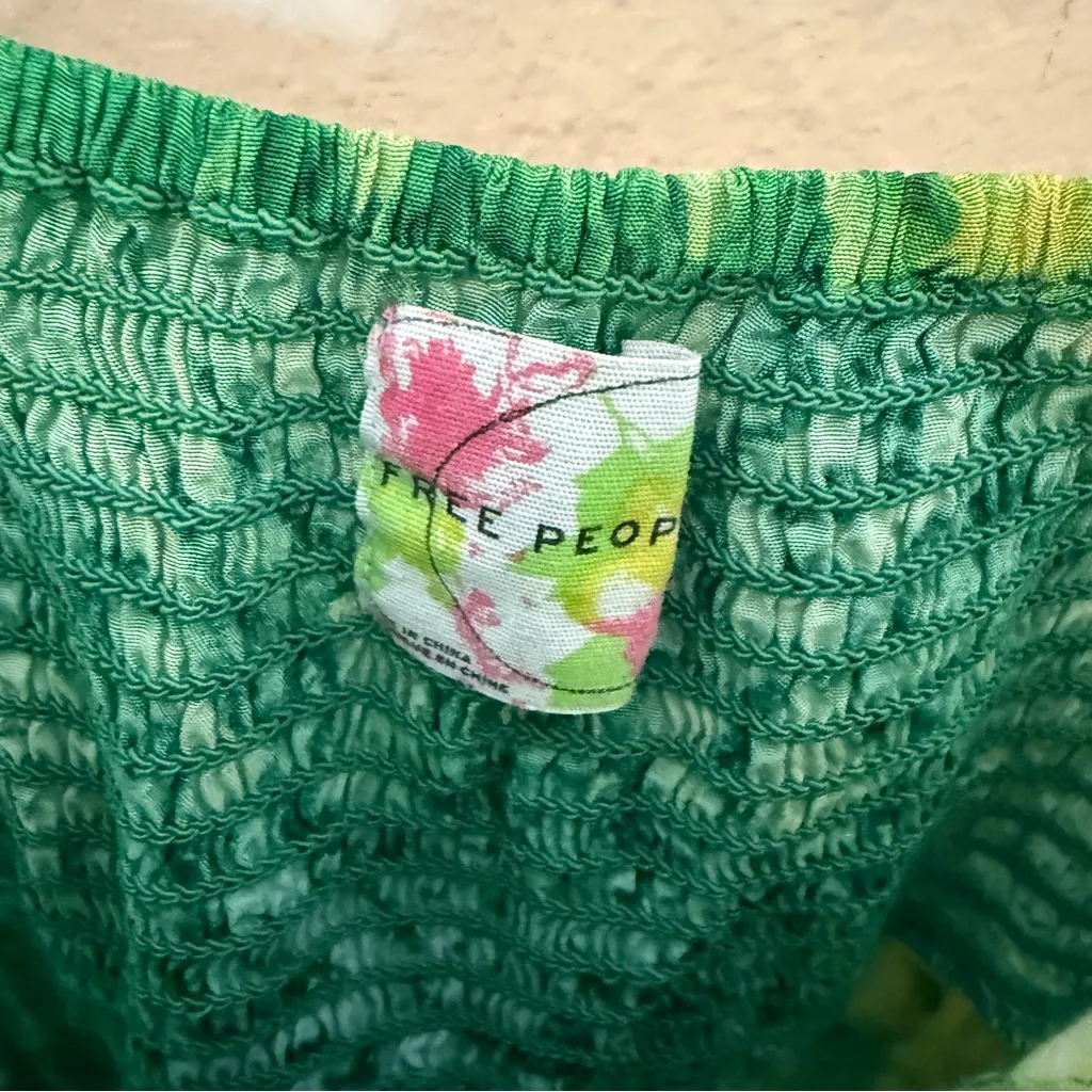 Free People Womens 6 Boho Camisole Top Green Tie Dye Floral Elastic Smock Back - Image 3