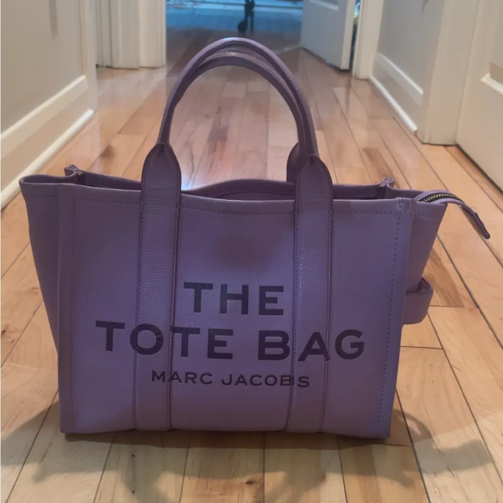 Marc Jacobs  THE LEATHER MEDIUM TOTE BAG - Image 3