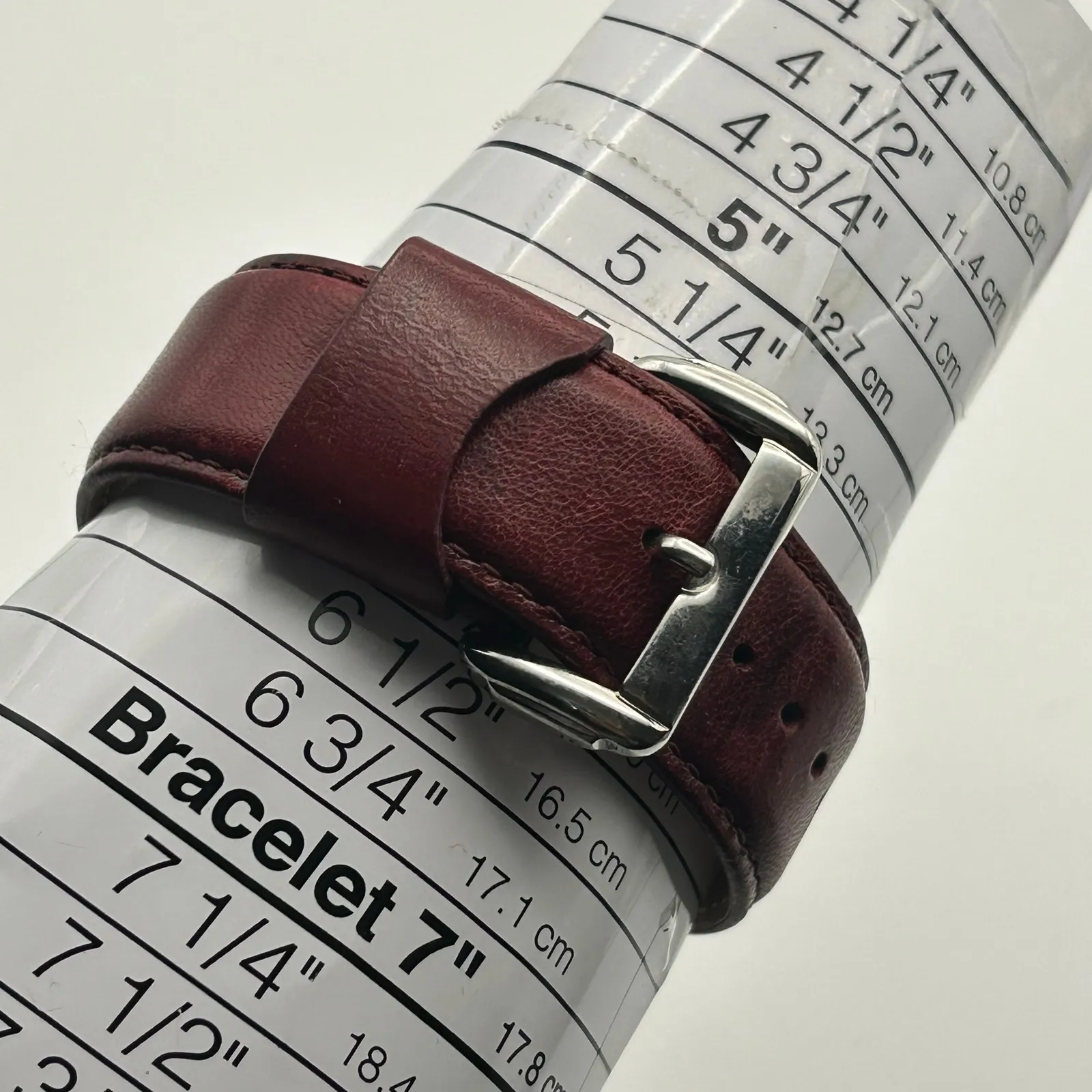 Kenneth Cole Reaction Red Silver Women’s Fashion Watch - Image 8