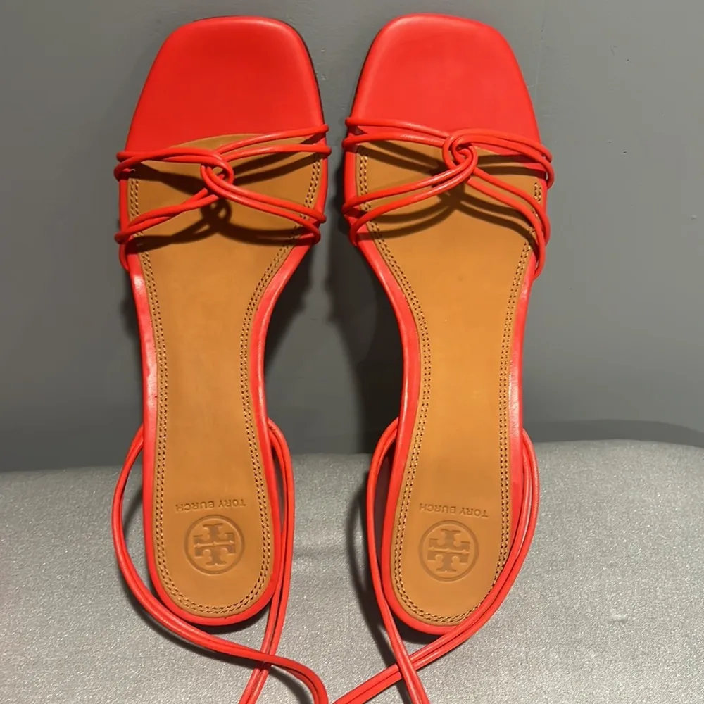 Tory Burch Mini Benton‎ Knot Strap Leather Sandal, BRIGHT SAMBA . Size 8M - Image 8